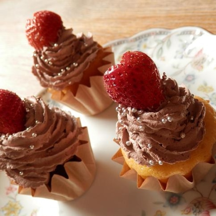 市販のカップケーキで簡単 デコカップケーキ レシピ 作り方 By わんたる 楽天レシピ 市販のカップケーキで簡単 デコカップケーキ レシピ 作り方 By わんたる 楽天レシピ